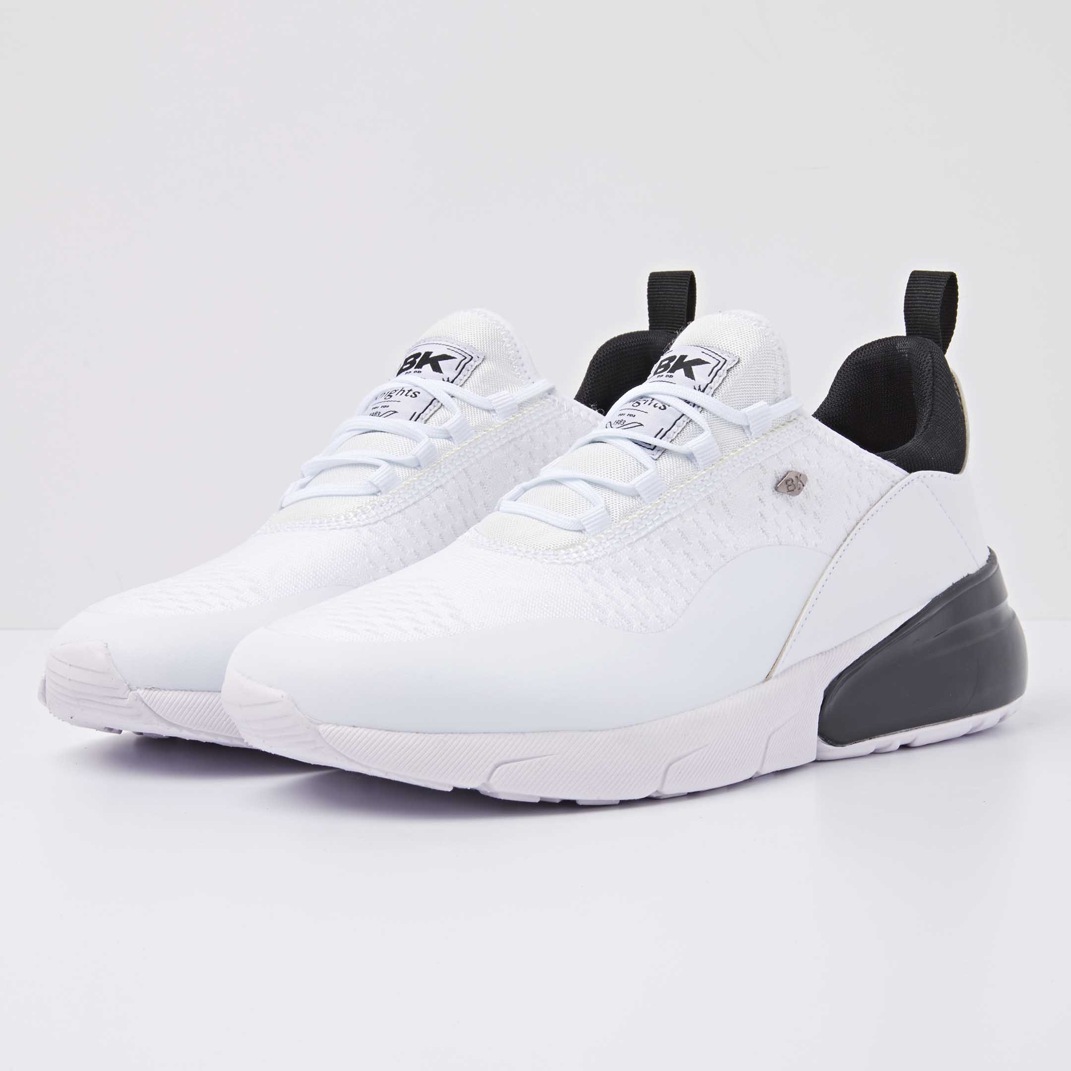 British Knights Sneaker Front view B48-3620-02 VALEN LOW-TOP MALE British Knights Sneaker Front view B48-3620-02 VALEN LOW-TOP MALE