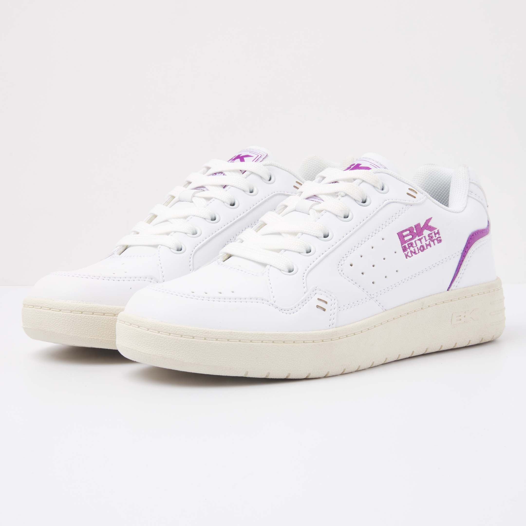 British Knights Sneaker Front view  B49-3620-06 JURA LOW-TOP FEMALE