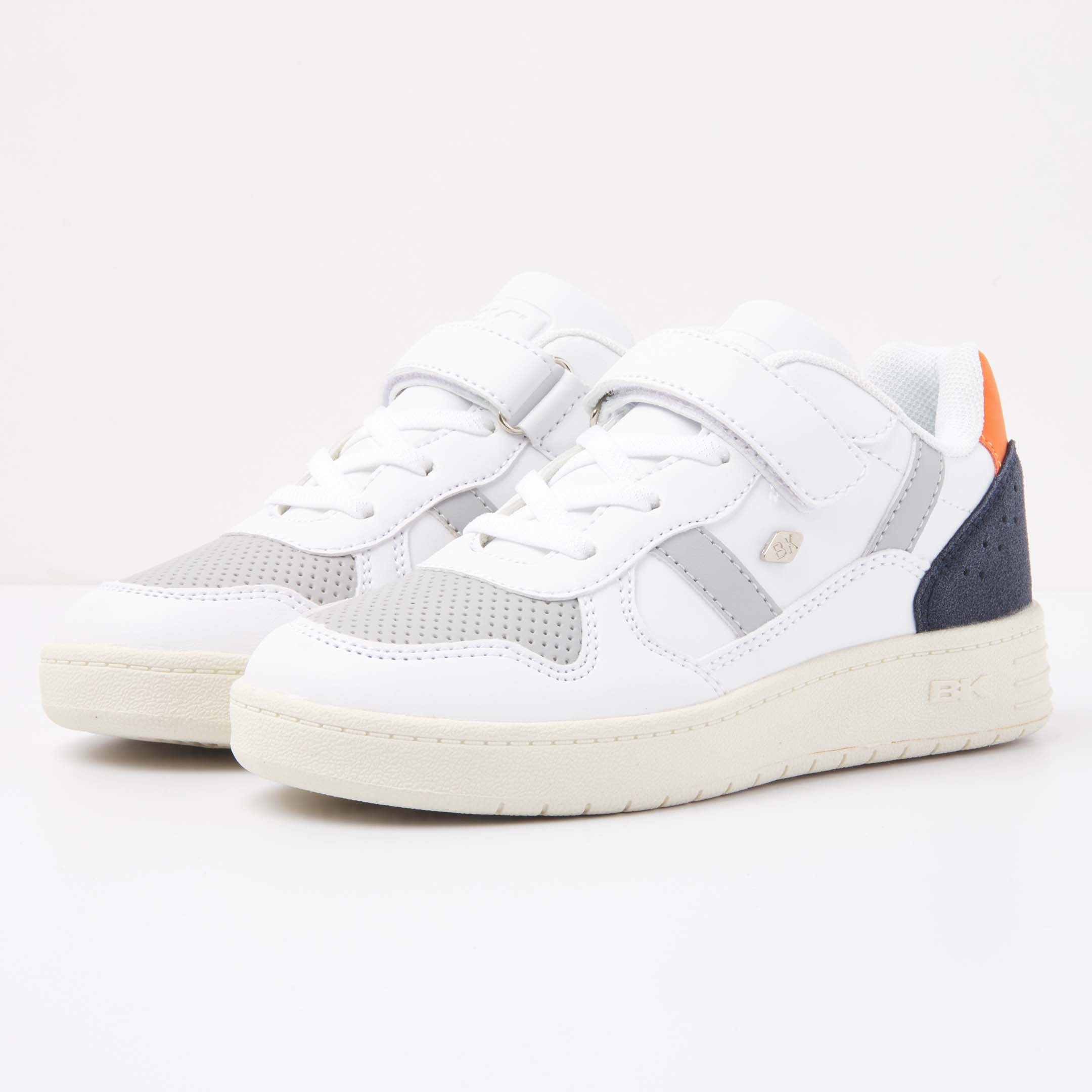 British Knights Sneaker Front view B49-3626C-01 RAWW LOW-TOP MALE British Knights Sneaker Front view B49-3626C-01 RAWW LOW-TOP MALE