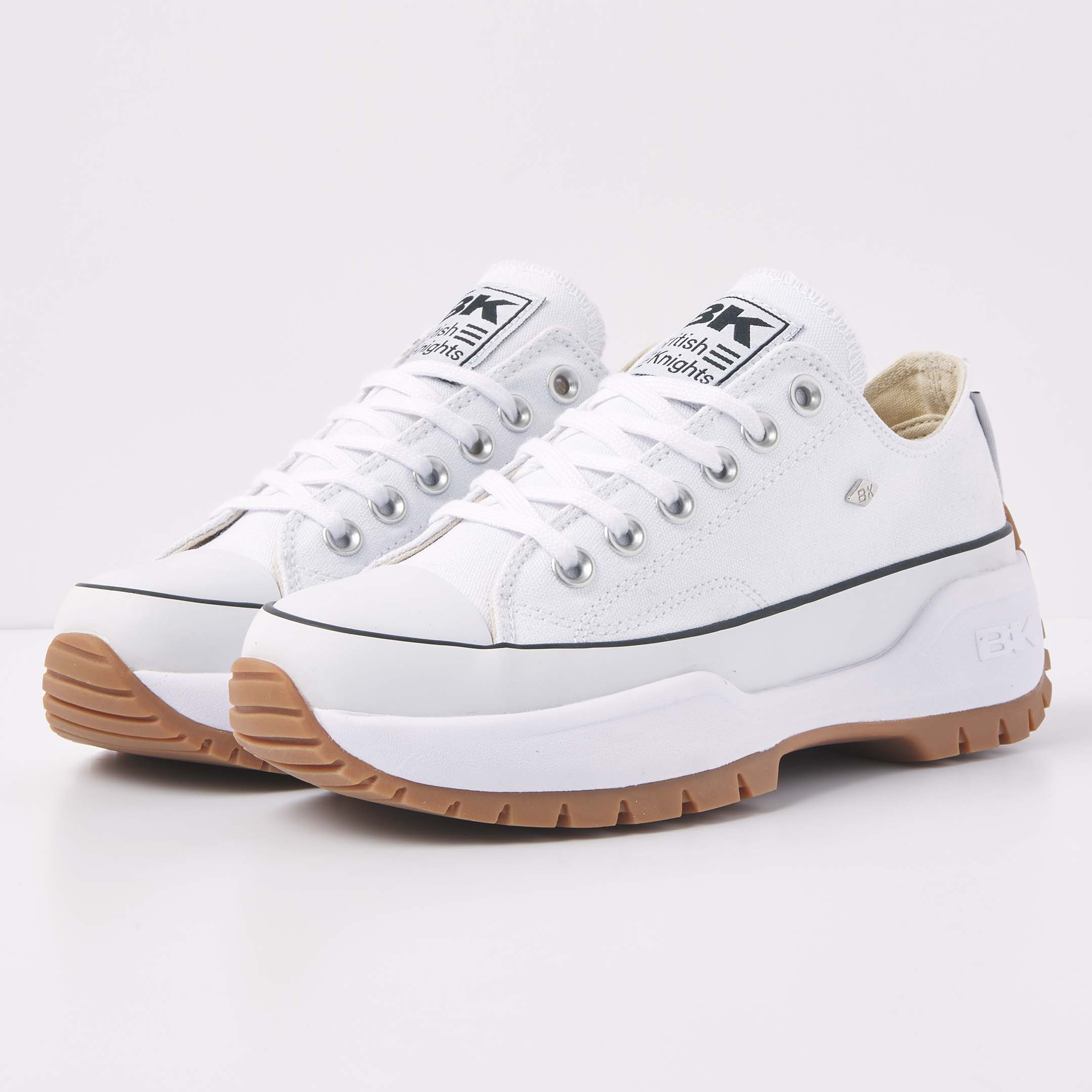 British Knights Sneaker Front view  B50-3717-01 KAYA LOW FLY LOW-TOP FEMALE