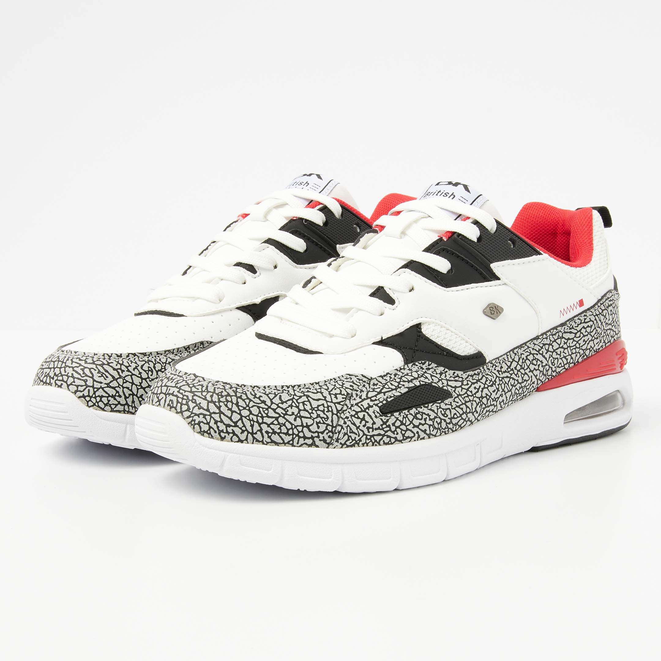 British Knights Sneaker Front view B53-3610-02 NAVI LOW-TOP MALE British Knights Sneaker Front view B53-3610-02 NAVI LOW-TOP MALE