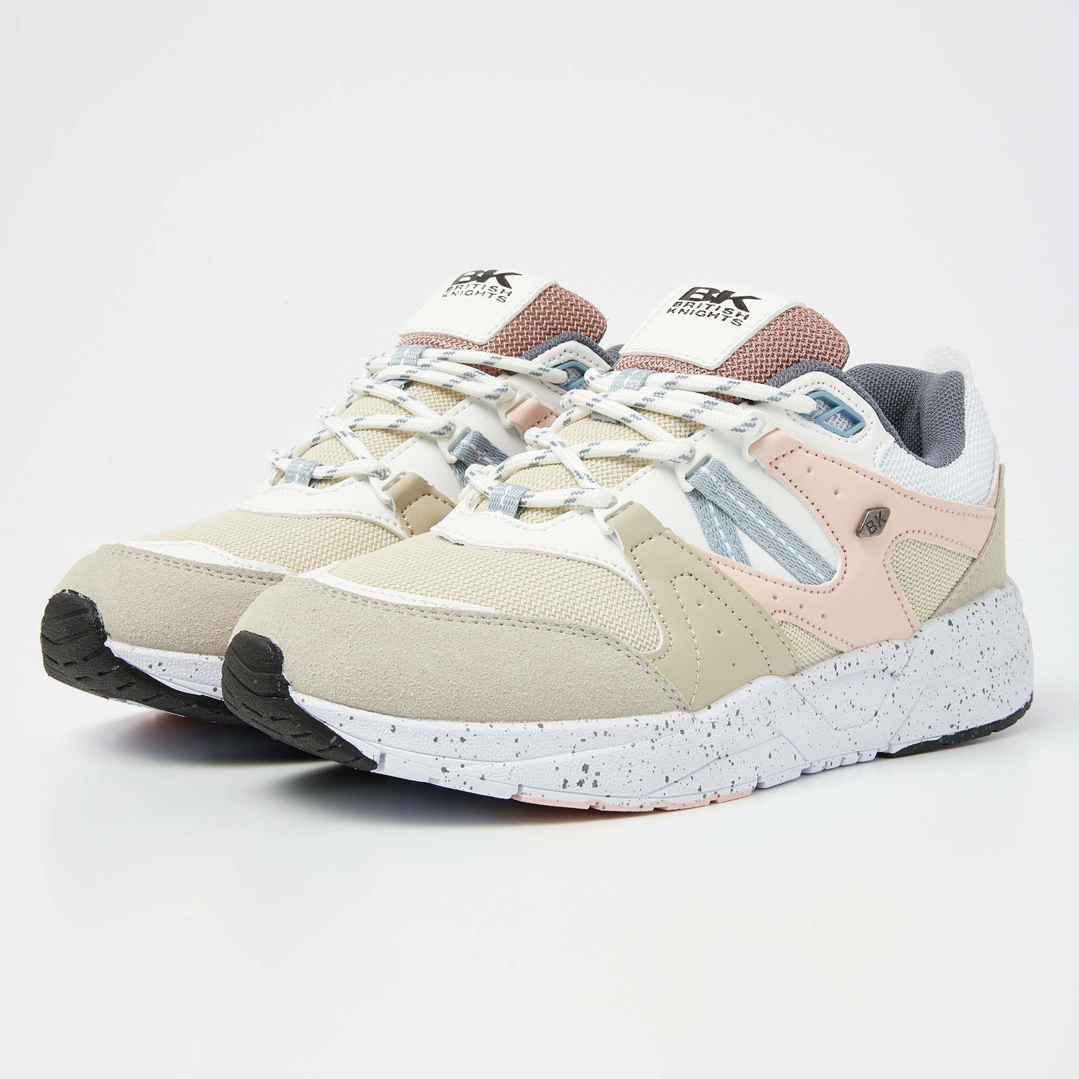British Knights Sneaker Front view  B53-3618-02 RAVEL LOW-TOP FEMALE