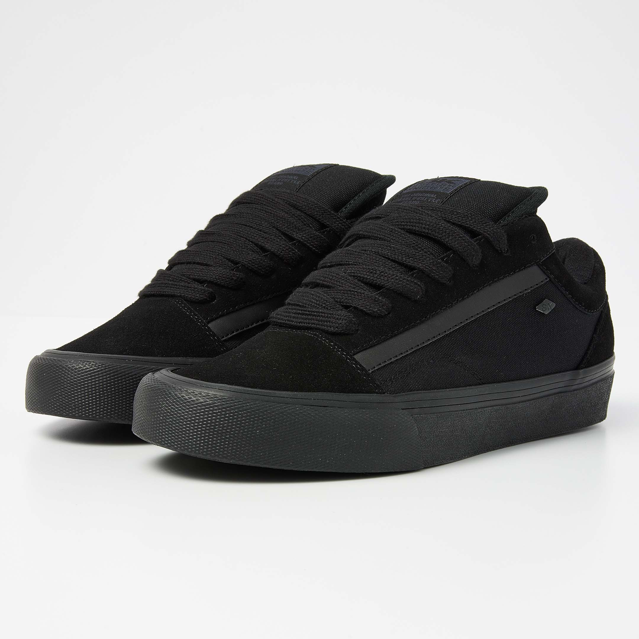 British Knights Sneaker Front view B54-3723-10 MACK CHUNKY LOW-TOP MALE British Knights Sneaker Front view B54-3723-10 MACK CHUNKY LOW-TOP MALE