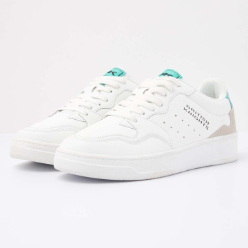  ALT Front view  B49-3631-05 VIGA LOW-TOP FEMALE