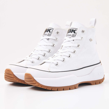  ALT Front view  B49-3702-02 KAYA MID FLY HIGH-TOP FEMALE