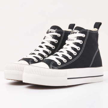  ALT Front view  B49-3709-01 KAYA MID HIGH-TOP FEMALE