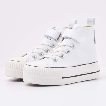  ALT Front view  B49-3709C-02 KAYA MID HIGH-TOP FEMALE