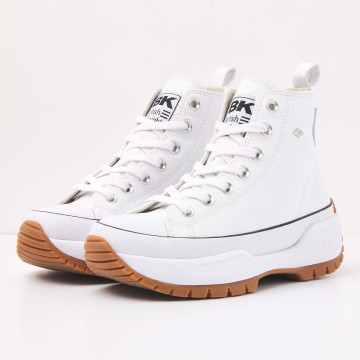  ALT Front view  B49-3735-03 KAYA MID FLY HIGH-TOP FEMALE