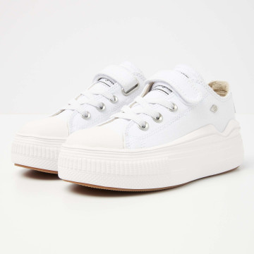  ALT Front view  B51-3732C-02 KAYA FLOW LOW LOW-TOP FEMALE