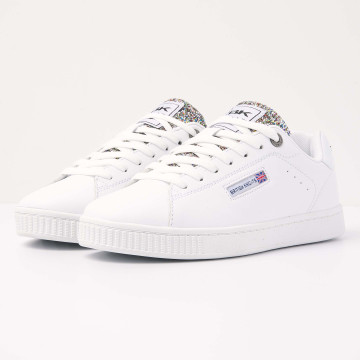  ALT Front view  B52-3631-01 MIST LOW-TOP FEMALE