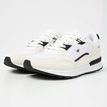  ALT Front view  B53-3605-04 NOVA LOW-TOP MALE