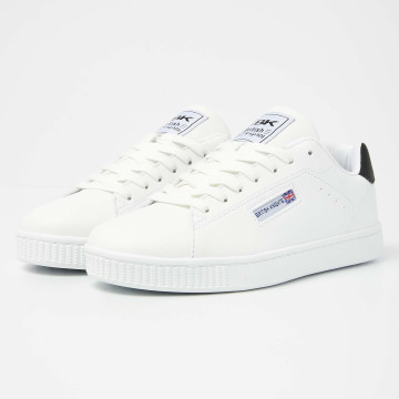  ALT Front view  B53-3608-01 MIST LOW-TOP FEMALE
