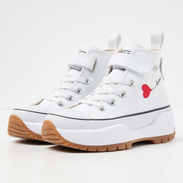  ALT Front view  B53-3732C-02 KAYA MID FLY HIGH-TOP FEMALE