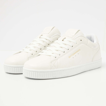  ALT Front view  B54-3614-01 DUCO LOW-TOP MALE