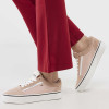 Model  B48-3713-02 MACK PLATFORM LOW-TOP FEMALE