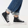 Model  B49-3701-02 KAYA MID HIGH-TOP FEMALE