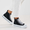 Model  B49-3709-01 KAYA MID HIGH-TOP FEMALE