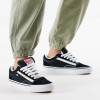 Model  B54-3723-01 MACK CHUNKY LOW-TOP FEMALE