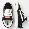 Top view  B54-3723-01 MACK CHUNKY LOW-TOP FEMALE