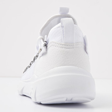 Back view  B47-3601-06 BENNET LOW-TOP MALE