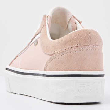 Back view  B48-3713-02 MACK PLATFORM LOW-TOP FEMALE