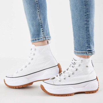 Model  B49-3702-02 KAYA MID FLY HIGH-TOP FEMALE