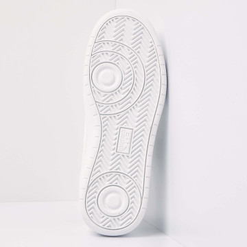 Bottom view  B51-3601-01 NOORS LOW-TOP FEMALE