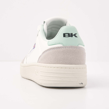 Back view  B51-3618-01 NOORS LOW-TOP FEMALE