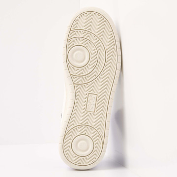 Bottom view  B51-3620-02 NOORS MID HIGH-TOP FEMALE