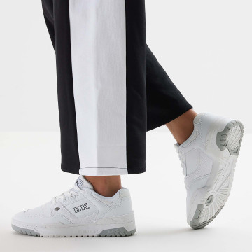 Model  B52-3623-01 VENDON LOW-TOP FEMALE