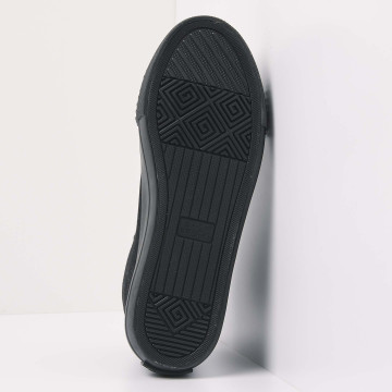 Bottom view  B52-3701-01 KAYA MID HIGH-TOP FEMALE
