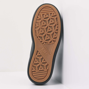 Bottom view  B52-3724-01 KAYA FLOW MID HIGH-TOP FEMALE
