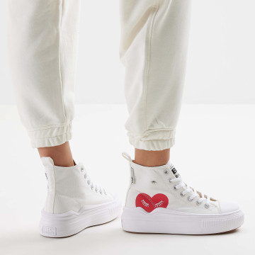 Model  B52-3727-03 KAYA FLOW MID HIGH-TOP FEMALE
