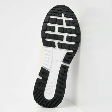 Bottom view  B53-3605-06 NOVA LOW-TOP FEMALE