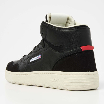 Back view  B53-3616-03 NOORS MID HIGH-TOP MALE