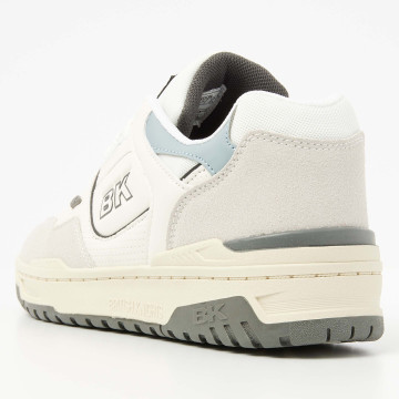Back view  B53-3620-01 VENDON LOW-TOP MALE