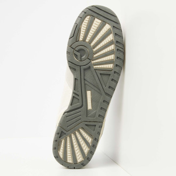 Bottom view  B53-3620-01 VENDON LOW-TOP MALE