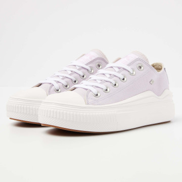 Front view  B53-3705-01 KAYA FLOW LOW LOW-TOP FEMALE