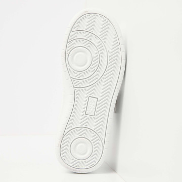 Bottom view  B54-3607C-01 MIST LOW-TOP FEMALE