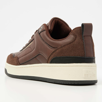 Back view  B54-3611-02 COLE LOW-TOP MALE