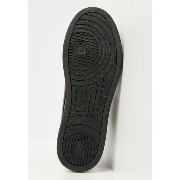 Bottom view  B54-3611-02 COLE LOW-TOP MALE