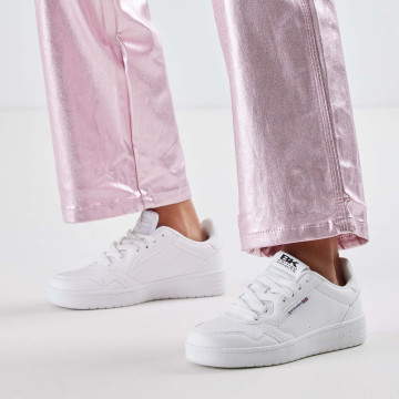 Model  B54-3616-01 NOORS LOW-TOP FEMALE