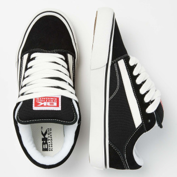 Top view  B54-3723-01 MACK CHUNKY LOW-TOP FEMALE